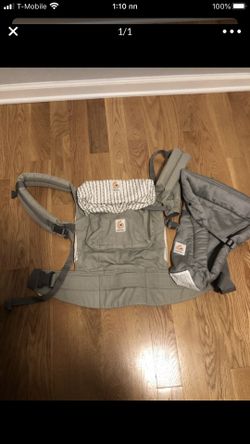 Ergo baby carrier with infant insert