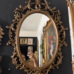 Ornate Vintage Syroco Gold Oval Mirror (price firm)