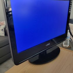20" TV, Works Great! 