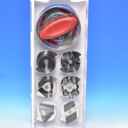 LINZER COOKIE PLUNGER CUTTER SET - 3 1/4" LARGE ROUND