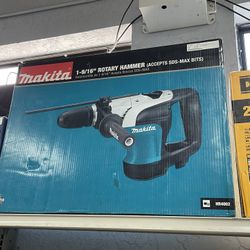 New Makita 1-9/16” Rotary Hammer Model: HR4002
