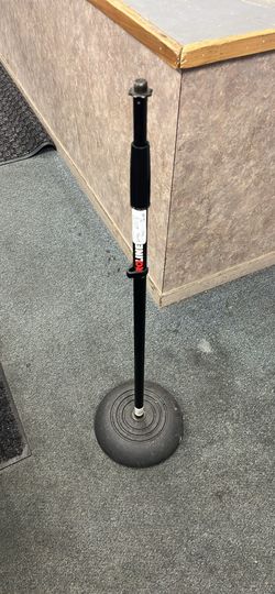 Pro line mic stand