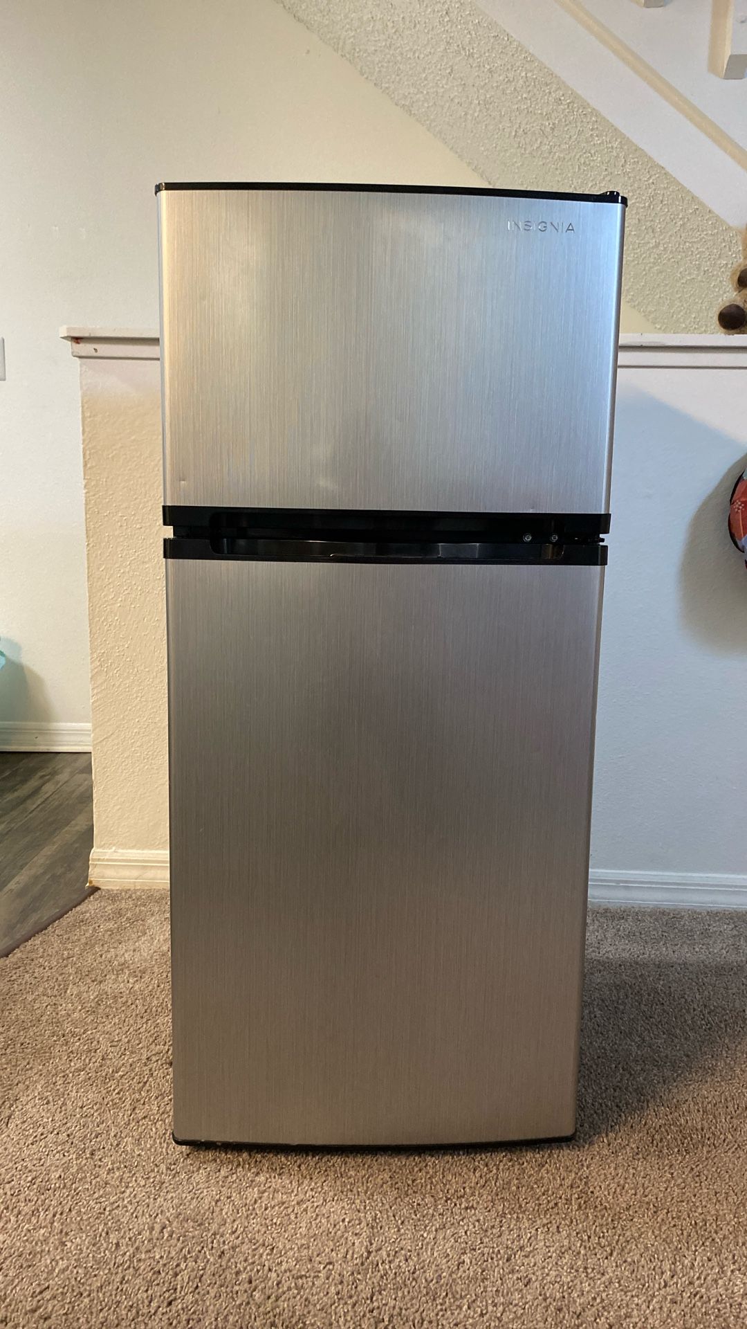 Insignia Mini Fridge 