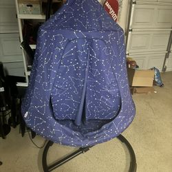 Hanging Pod Chair 