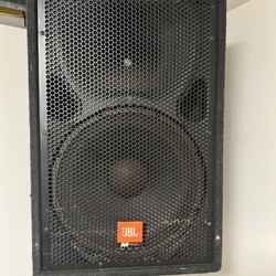 Pair of JBL MP215 15” Two Way Passive Speaker