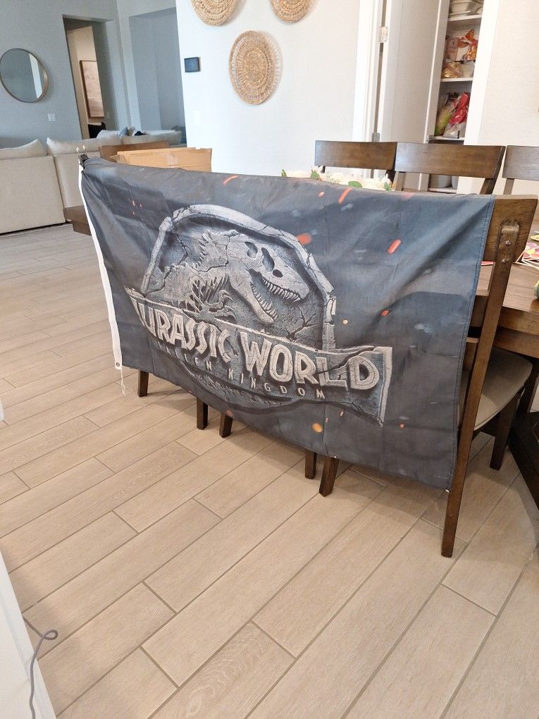 Jurassic World Fallen Kingdom Banner