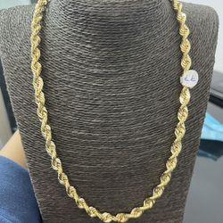 10k Gold SOLID Rope Chain 24inch, 7MM For A Good Price!!
