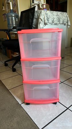 Cajonera pequeña usada como nueva $6.00