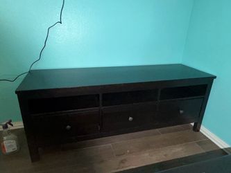 Mueble para la tele con 3 cajones