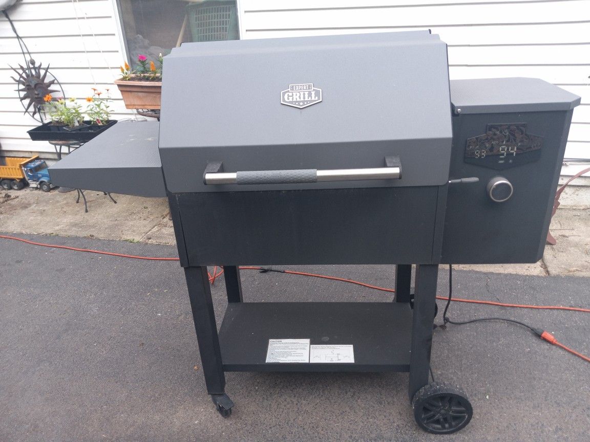 Expert Grill Commodore Pellet Grill and Smoker