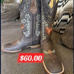 Cowgirl Boots $60.00 New Size 81/2" All Leather 