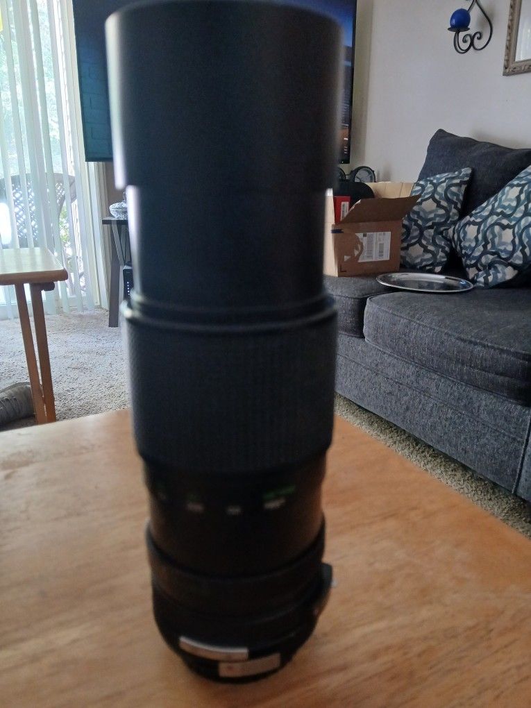 Visitor 300mm 1.5 Close Focusing Cannon Mount Auto Telephoto With. Case