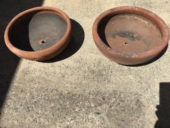 2 Terra Cotta Pots 15inches across/6 Inches height