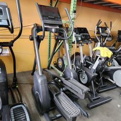 2025 Model Nordictrack X16 Elliptical  with Incline function- 16" ifit screen- 1000$ 