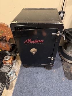Antique safe for free