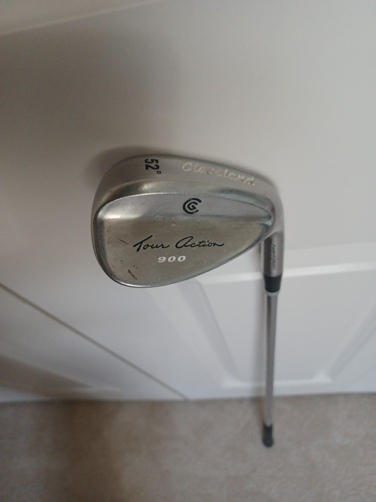 Cleveland 52 Degree Wedge