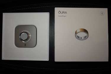 Oura Ring 4: Size 7 Gold