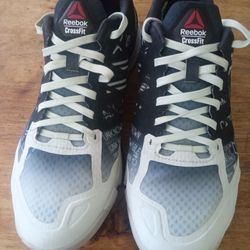 REEBOK CROSSFIT SPEED TR SHOES SIZE 8 MENS, 9.5 WOMEN, like new, once used