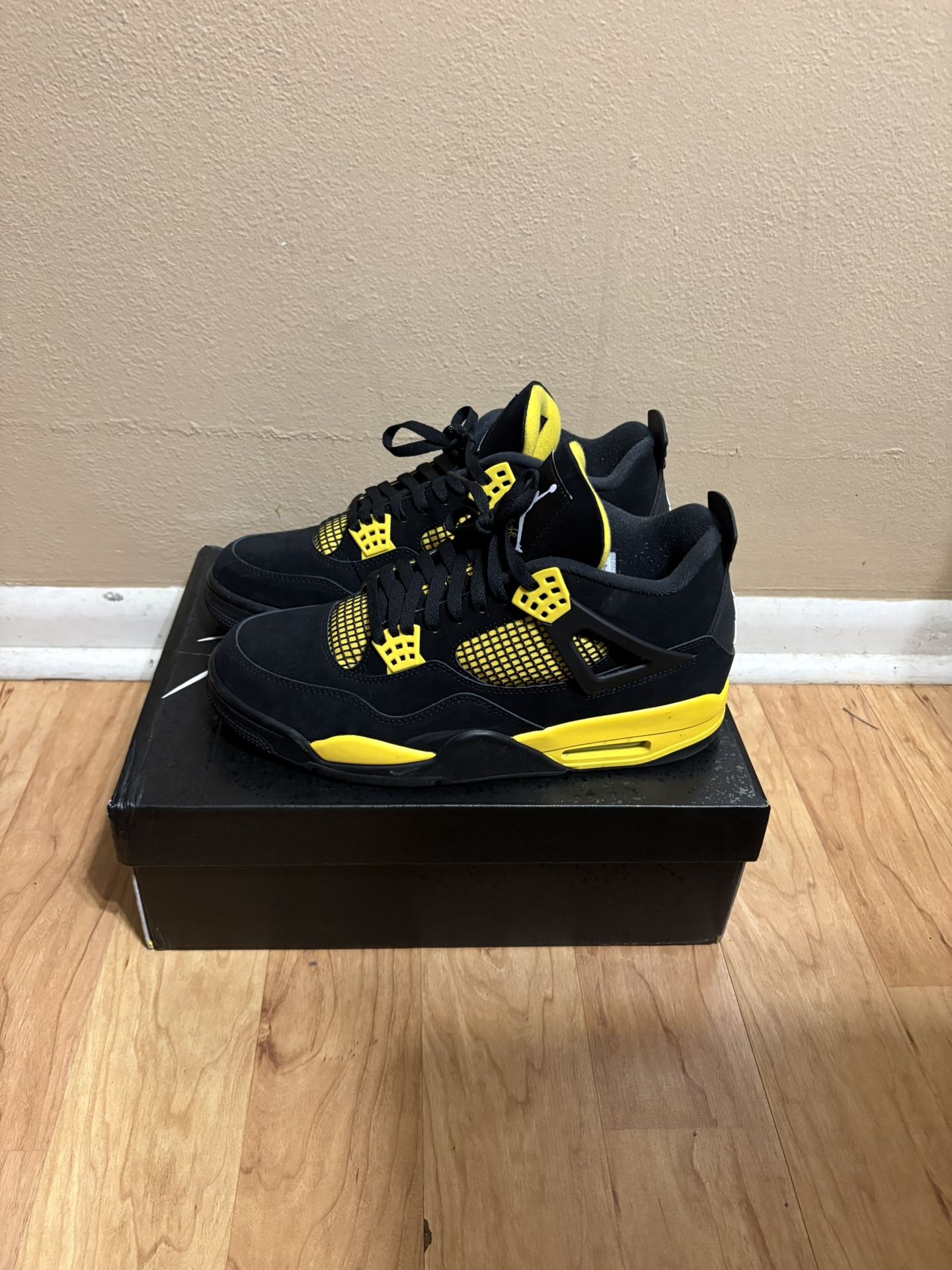 Thunder 4 (size 12)