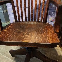 1905 Sikes Philadelphia Office Chair