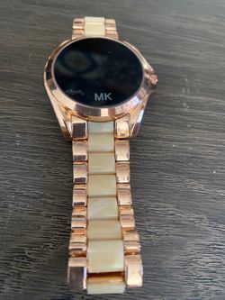 🌺🌸🌺 BONITO RELOJ MK