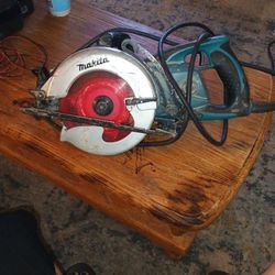 Makita 7-1/4 Inch Circular Saw 