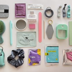 Car Kit For Those Always On The Go (Color: Tsunami)