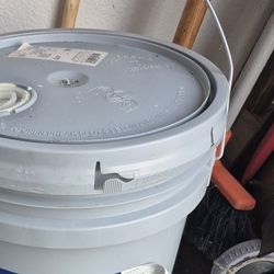 5 Gal. Super Paint