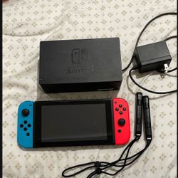 Nintendo Switch 