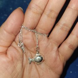 New Sterling Silver Goldfish 16in Necklace 