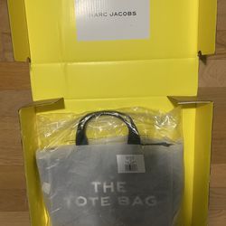 Marc Jacobs Medium ‘The Tote Bag’