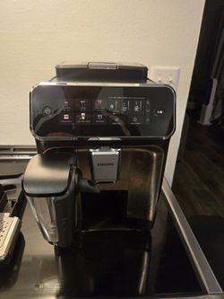 Philips - 3300 Fully Automatic Espresso and Coffee Machine with LatteGo Milk Frother