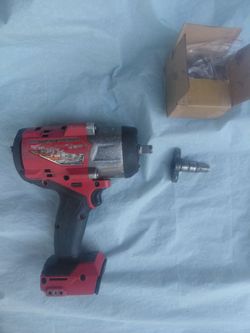 Milwaukee m18 high torque 1/2 inch use in good working condition new anvil regressed inside works like new cost $299 pickup beaumont ca tool onl