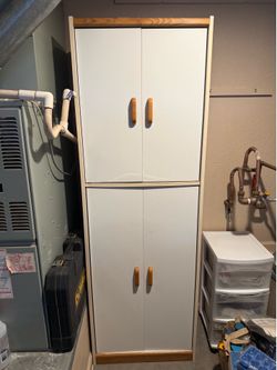 Storage cabinet