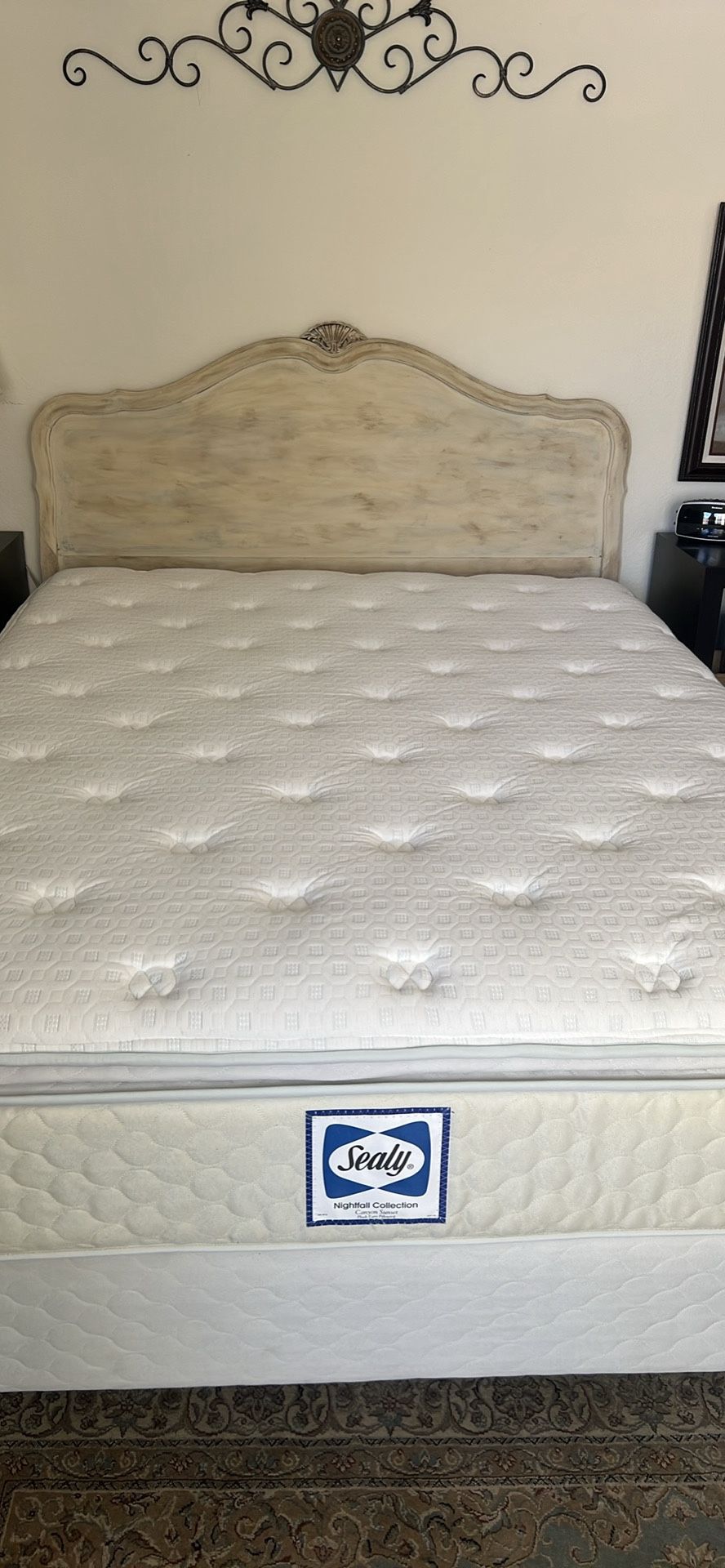 Queen Bed With Frame