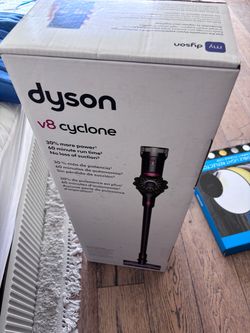 Dyson V8 Cyclone Vacuum