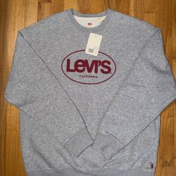 BNWT Men’s Levi’s crewneck size medium retail 54.50