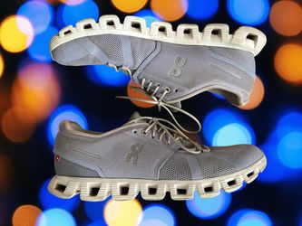 On Cloud Size 11 Women’s