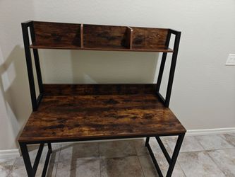 Computer desk / Office desk  with shelves