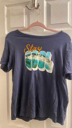 Women’s Old Navy Stay Cool TShirt - L