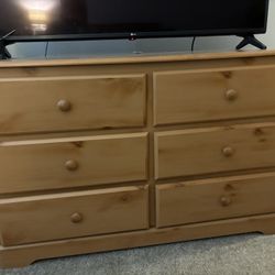 Dresser And Chest Also Full Size Headboard