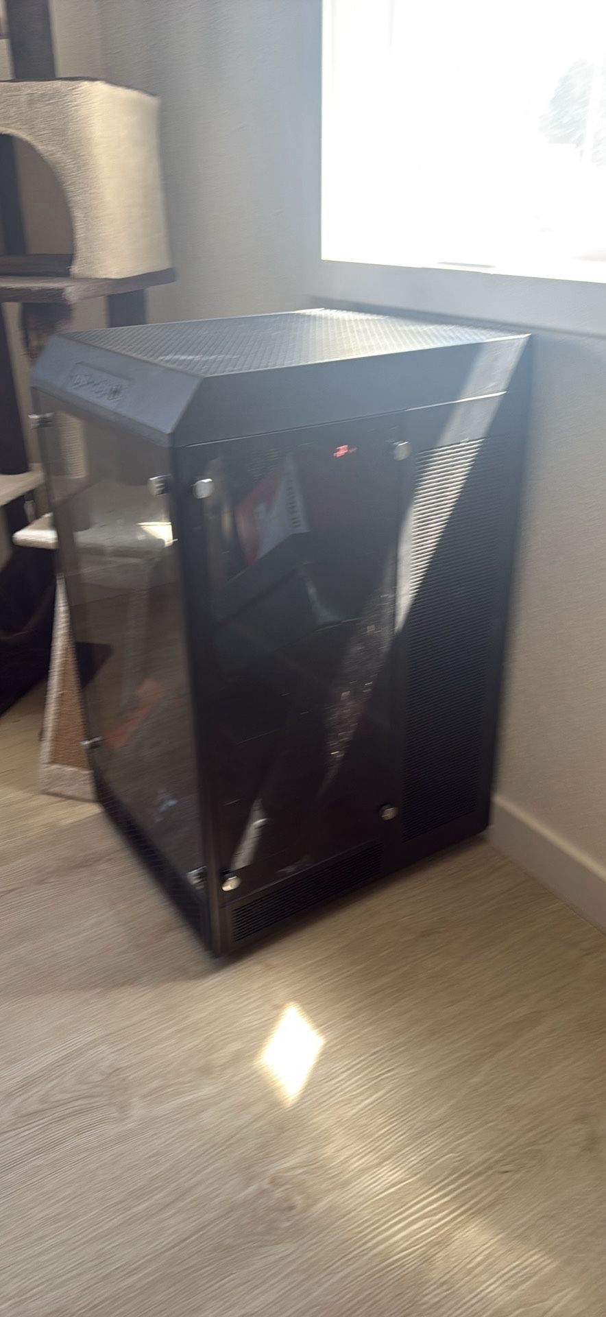 ThermalTake The Tower 900
