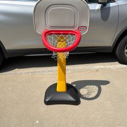 Little Tikes TotSports Basketball Set with Adjustable Post