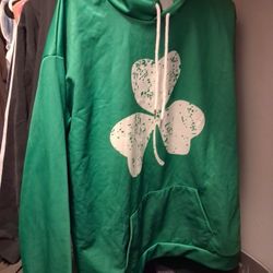 Mens 3 Clover Green 🍀 Hoodie L/XL