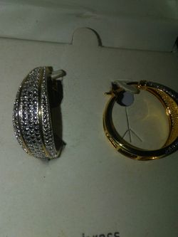 18 k. Over. Earring. Real stone