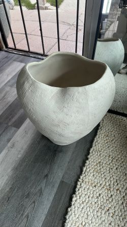 Crate and barrel
