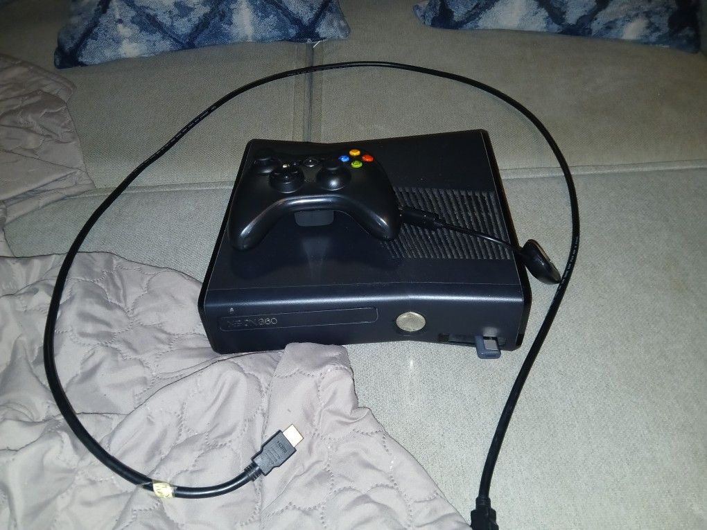XBOX 360 + USB With Games