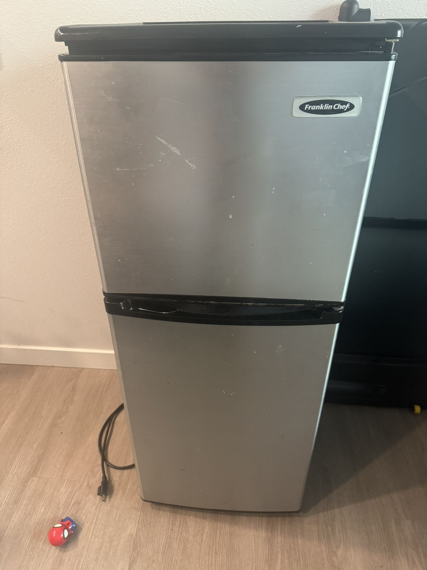 Refrigerador Pequeño Con Frizer 