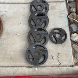 Cap 10 Pound Olympic Plates And 5 Pound Plate