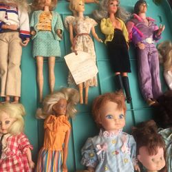 Vintage Barbie dolls 1950s and 60s with accessories offer only hundred dollars firm